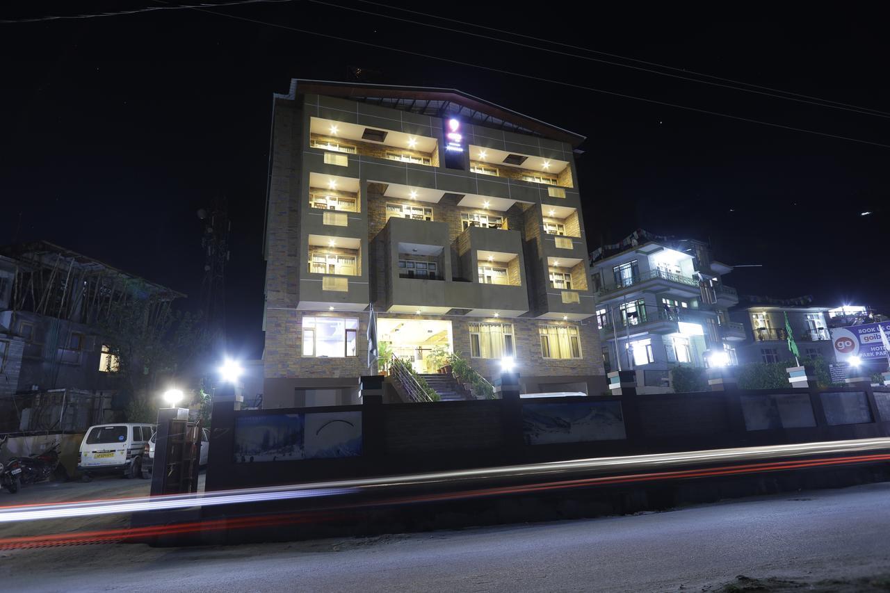 Hotel Park Paradise Manali Маналі Екстер'єр фото